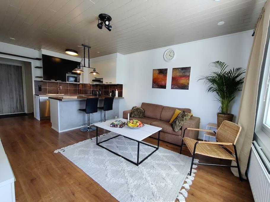 Private Apartment Near Ruissalo, Castle, Harbour - Ac, Free Parking Турку Екстериор снимка